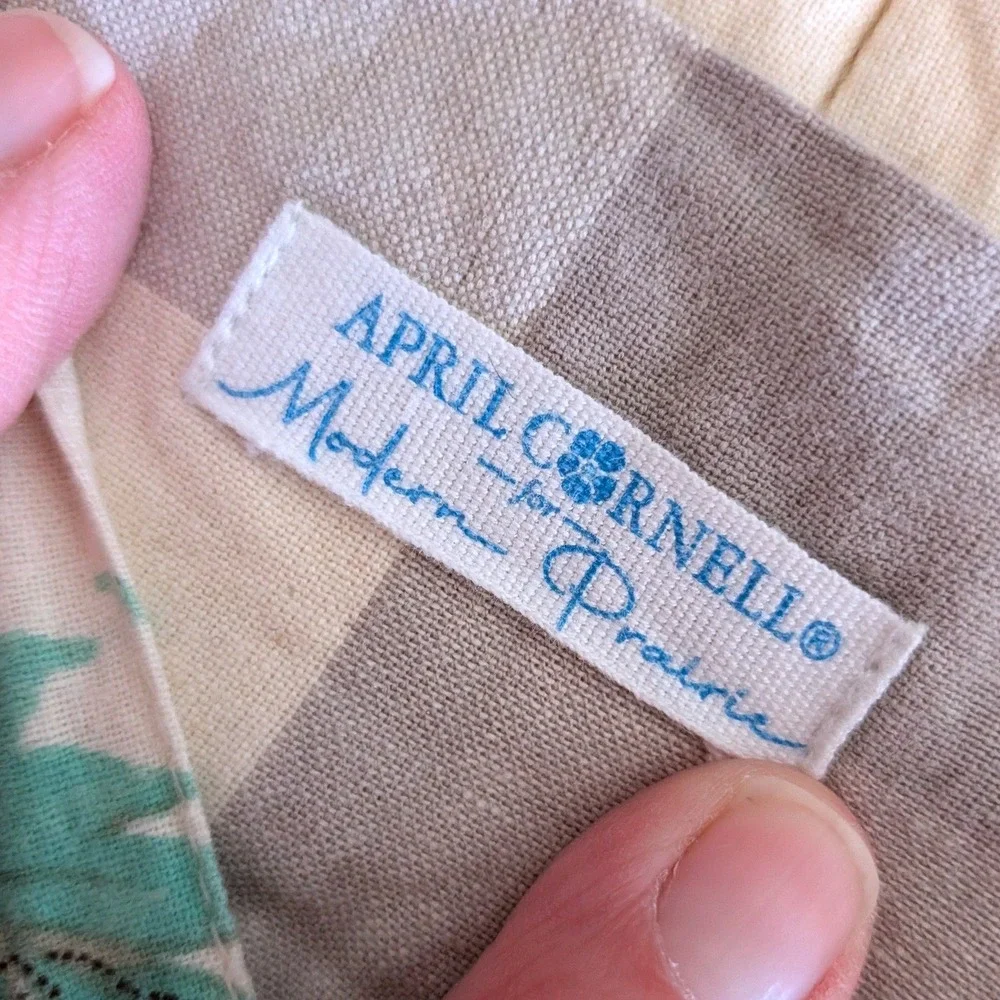 April Cornell Modern Prairie Quilted Pie Carrier Floral Pie Tote Cottagecore
